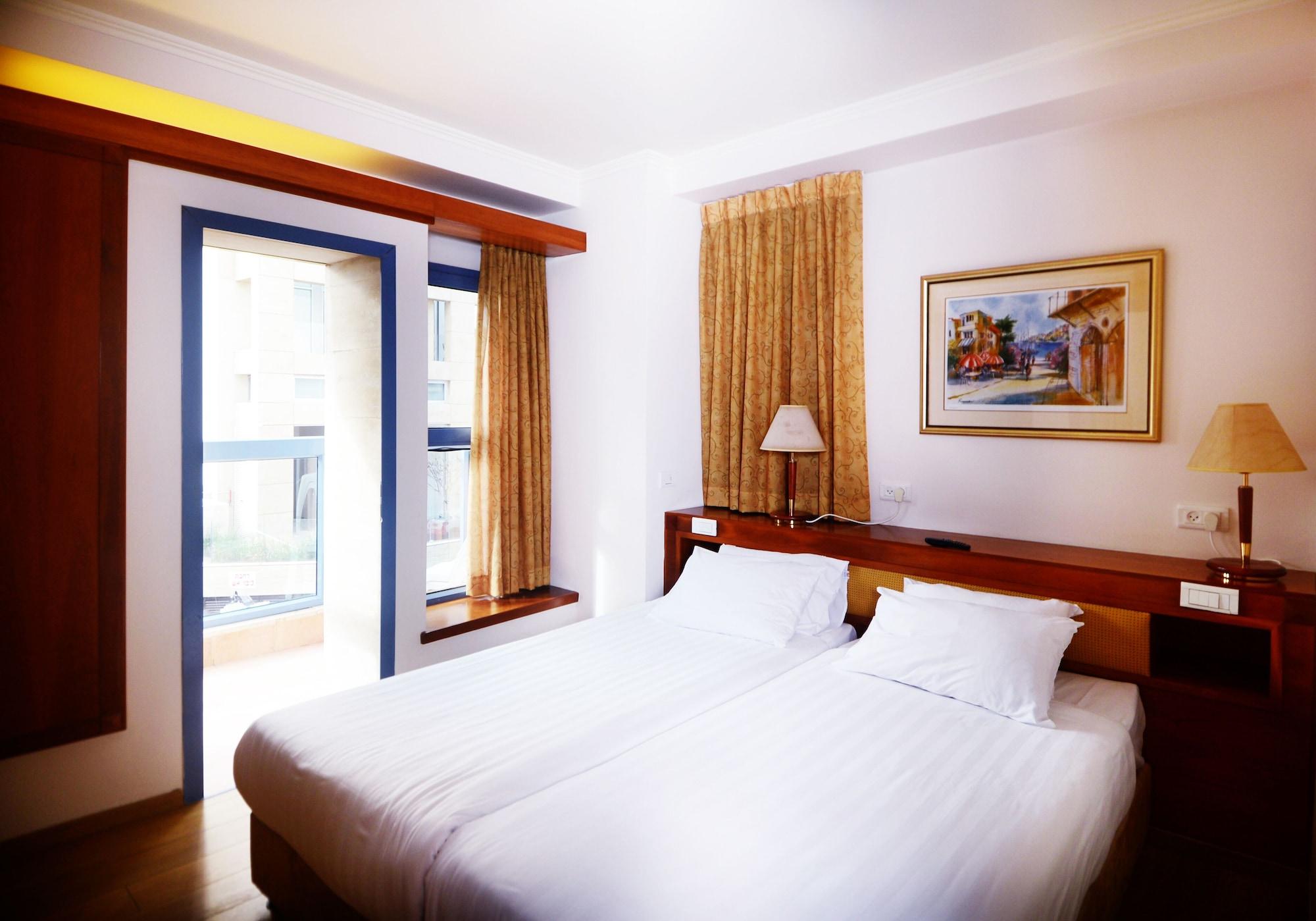 Abratel Sea View Hotel เทลอาวีฟ ภายนอก รูปภาพ