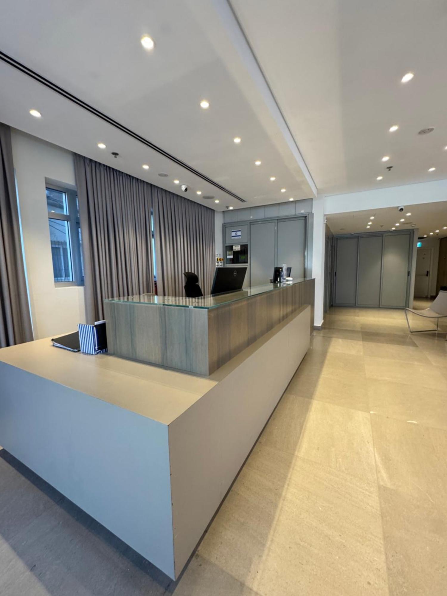 Abratel Sea View Hotel เทลอาวีฟ ภายนอก รูปภาพ